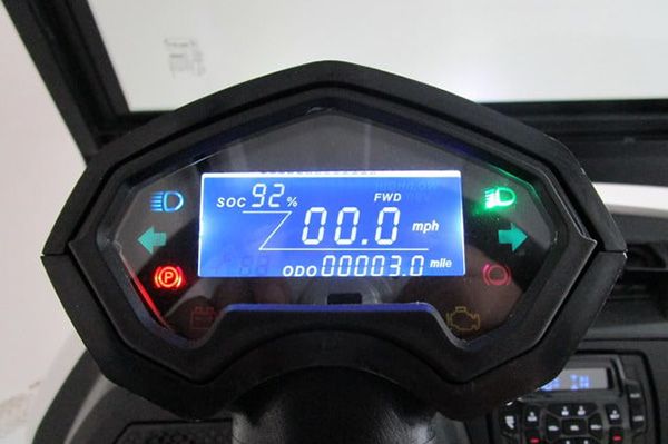 LRKustomKarts-Bintelli-Beyond-6-speedometer